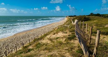 Les plus beaux paysages de Charente-Maritime Paysage de la Charente-Maritime avec océan, plage et verdure