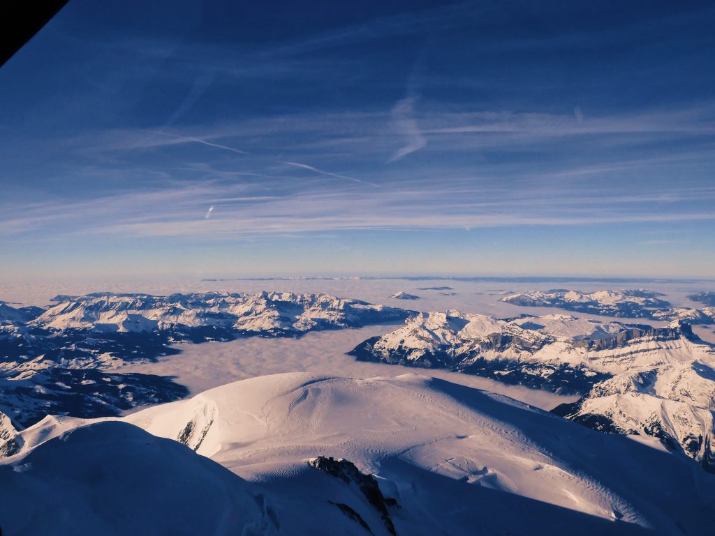 Vue du Mont-Blanc au dessus de Chamonix