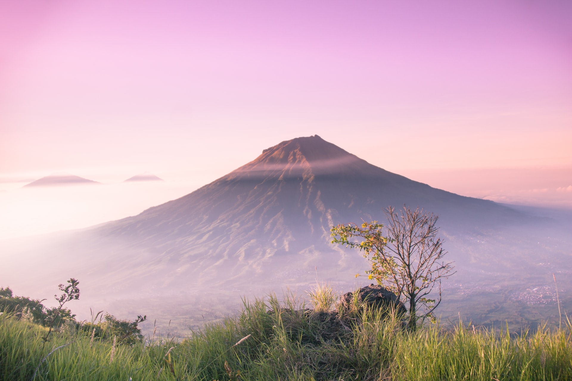 Quels volcans prendre en photo dans les DOM TOM ?